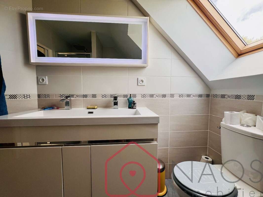 Maison à MINIAC-MORVAN