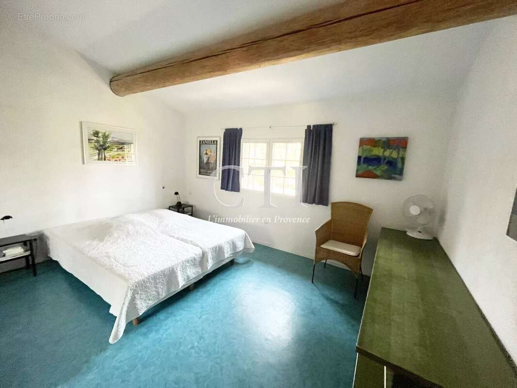 Maison à VAISON-LA-ROMAINE