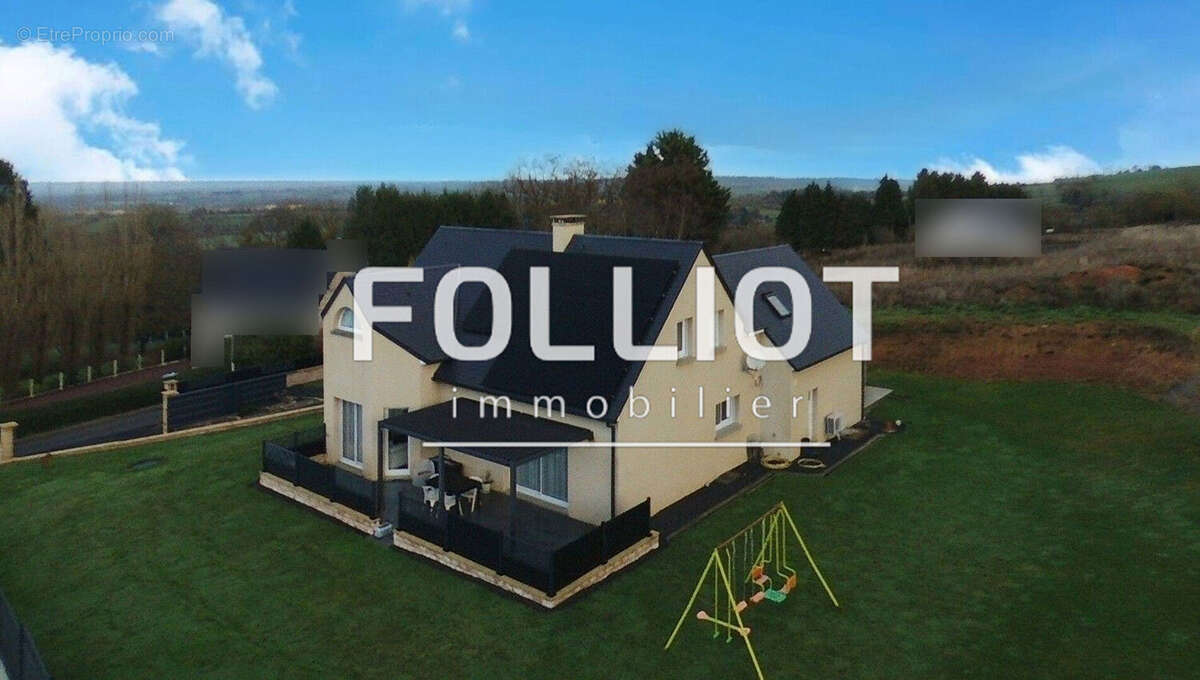 Maison à SAINT-MARTIN-DES-BESACES