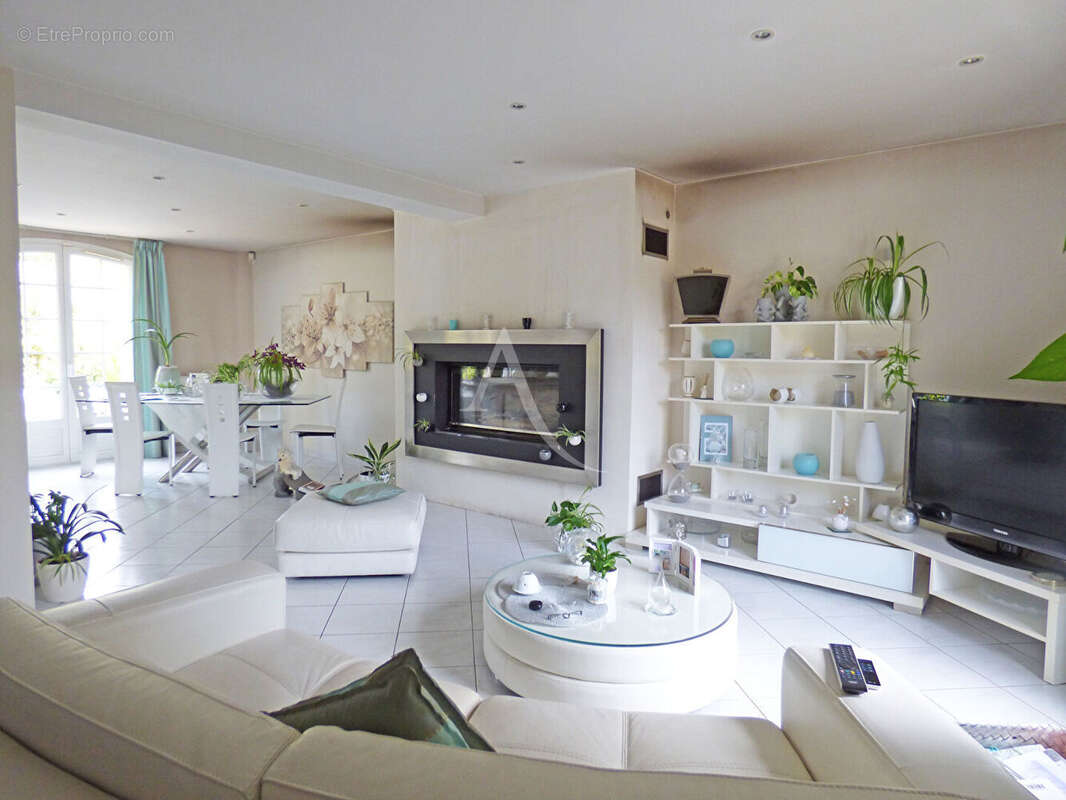 Maison à MONTFERMEIL