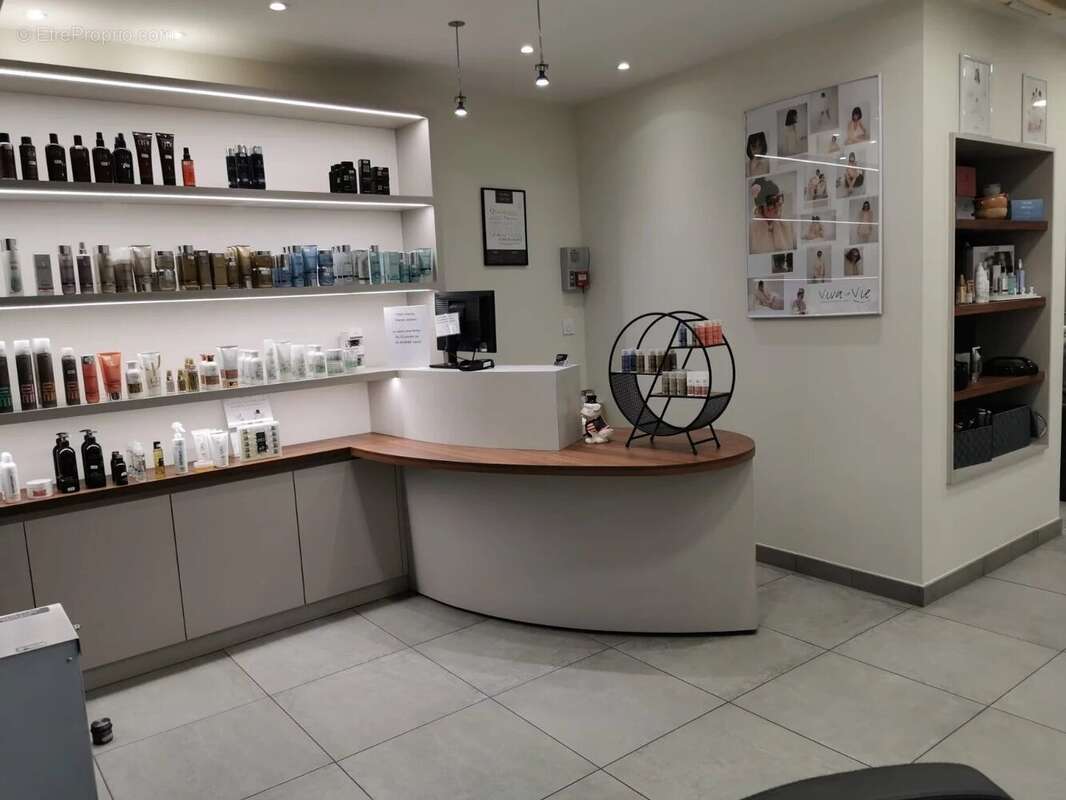Dax, Vente salon de coiffure - photo 3