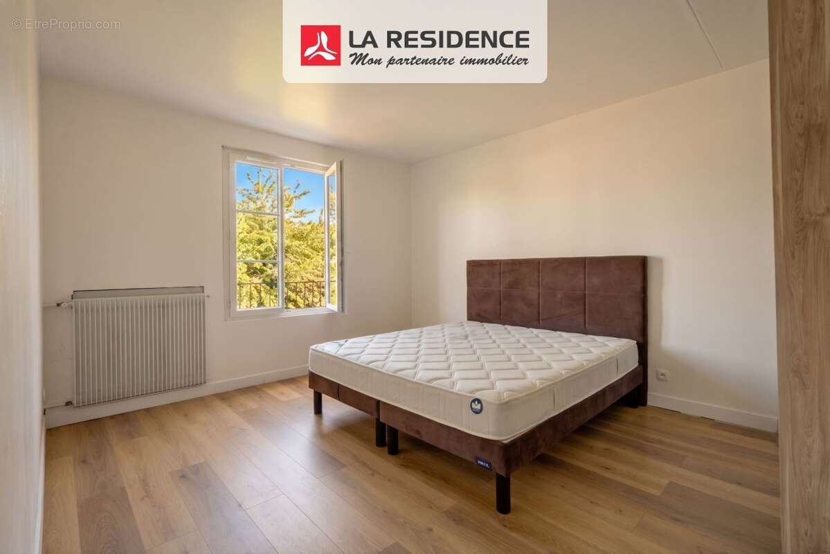 Maison 135 m² à Beauchamp  - photo 6