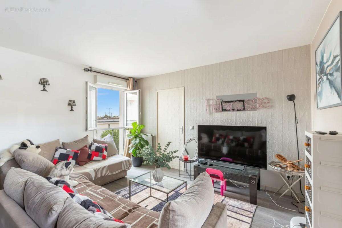 Appartement à VENISSIEUX