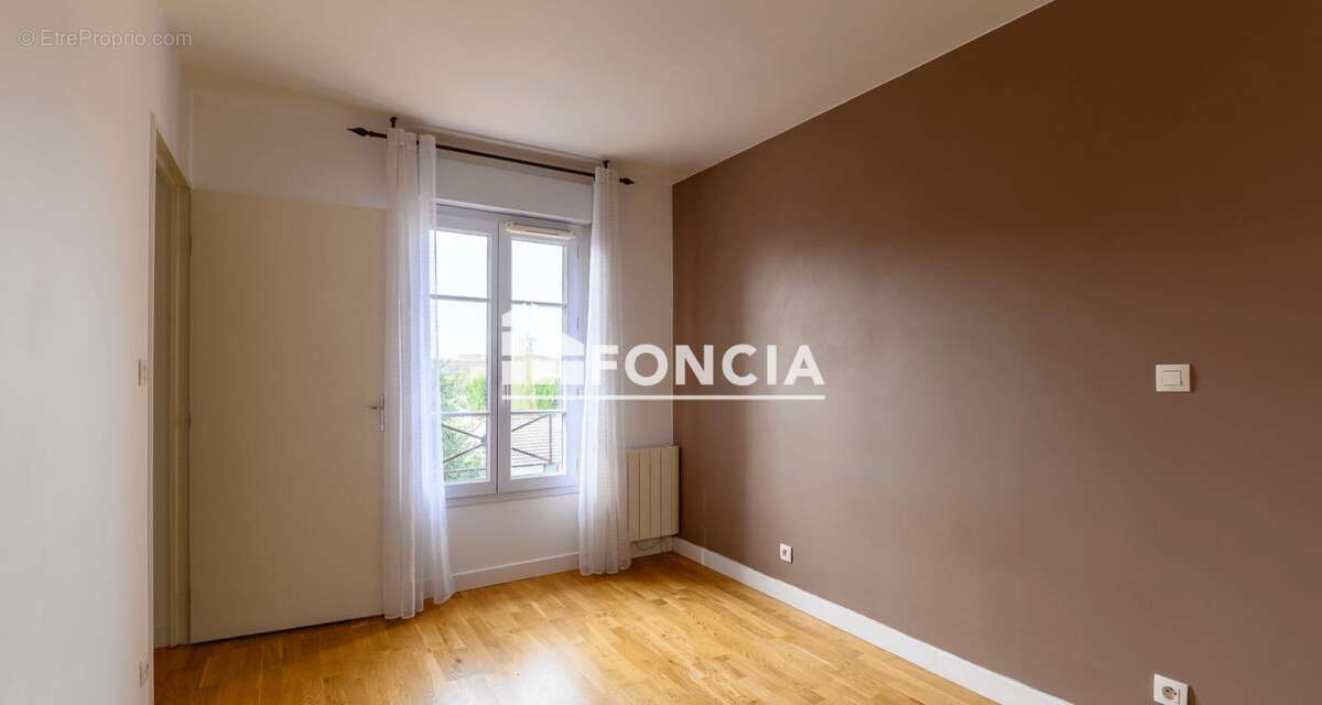 Appartement à ROISSY-EN-FRANCE
