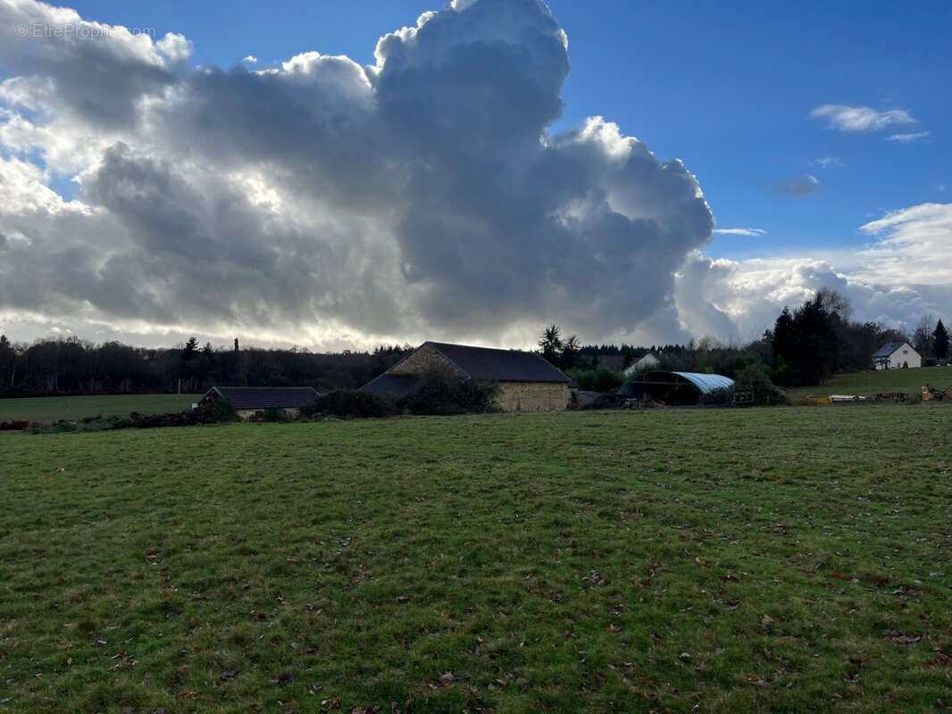 Maison en pierres avec belle grange et terrain - photo 21