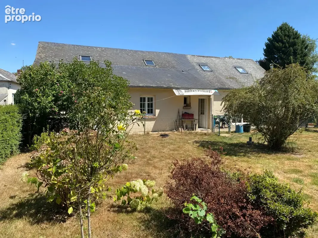 Propriete avec 2 maisons, grange et terrain - photo 10