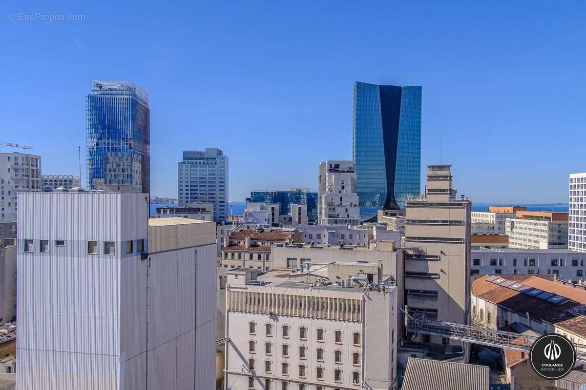 Appartement à MARSEILLE-3E