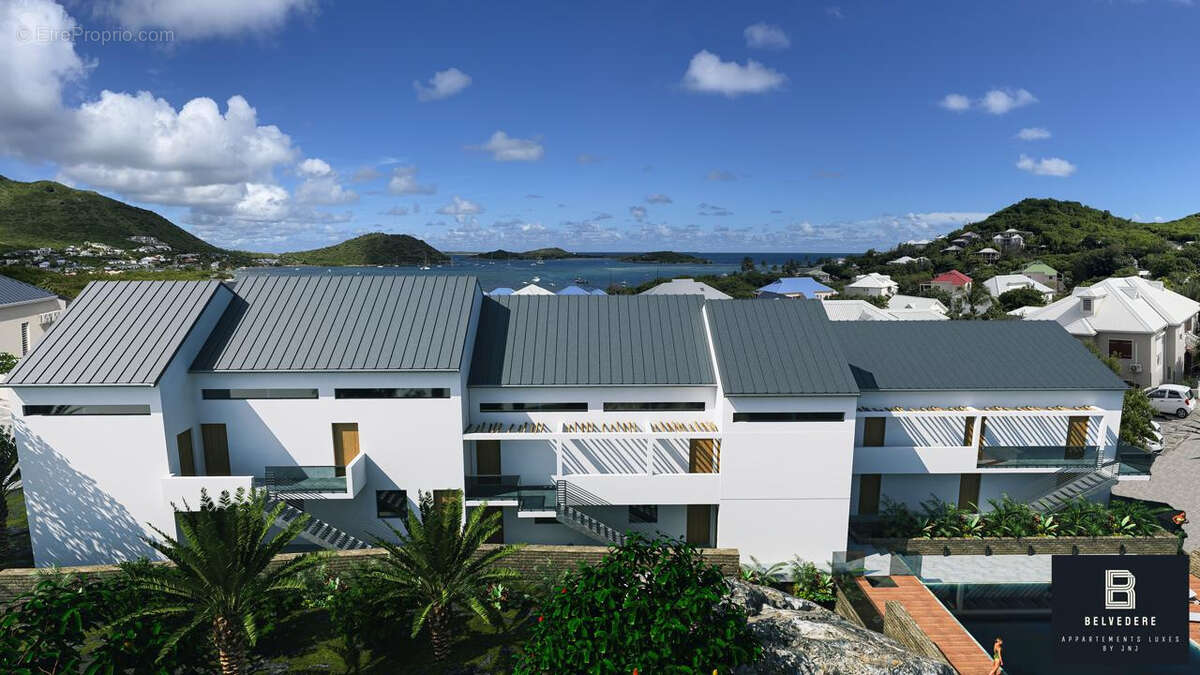 Terrain à SAINT-MARTIN