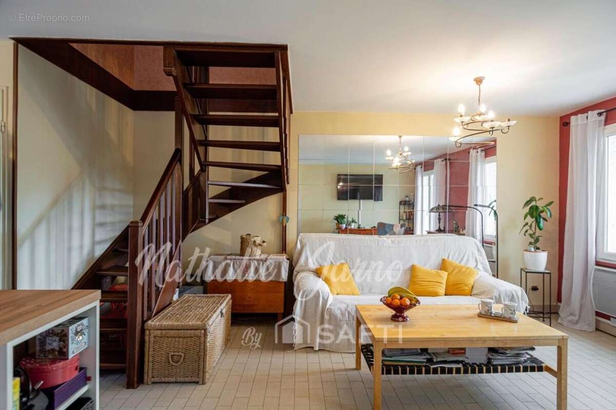 Photo 4 - Maison à HARDRICOURT