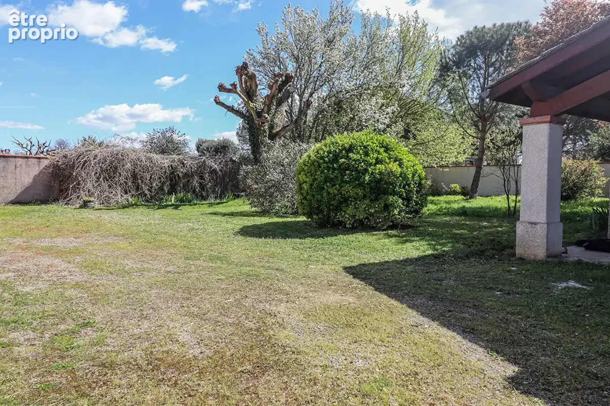 Eaunes - anciene ferme renovee t7 - jardin - hangar - combles - photo 10