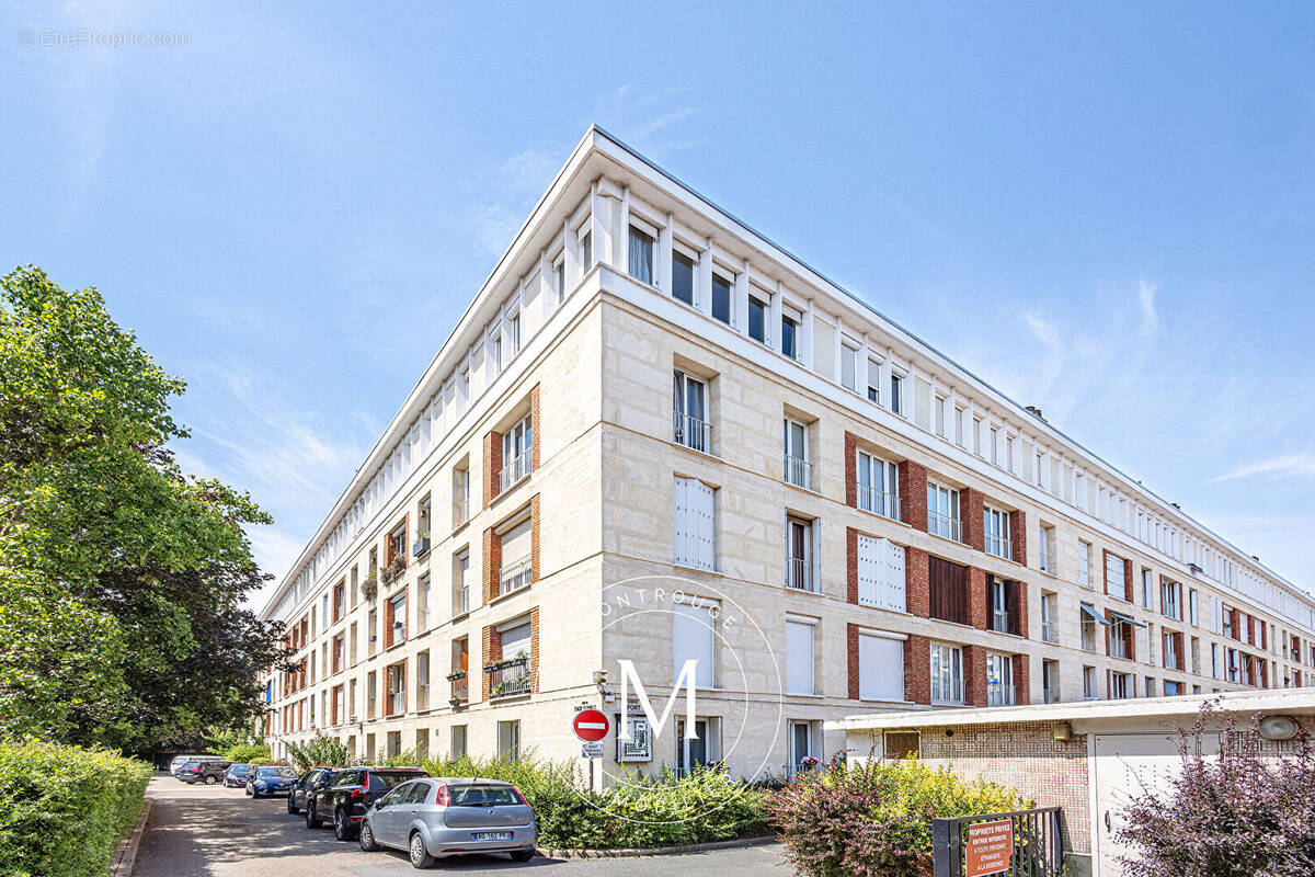 Appartement à MONTROUGE