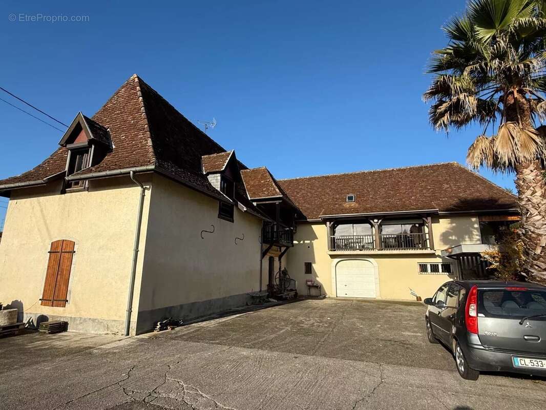 Maison à SALIES-DE-BEARN