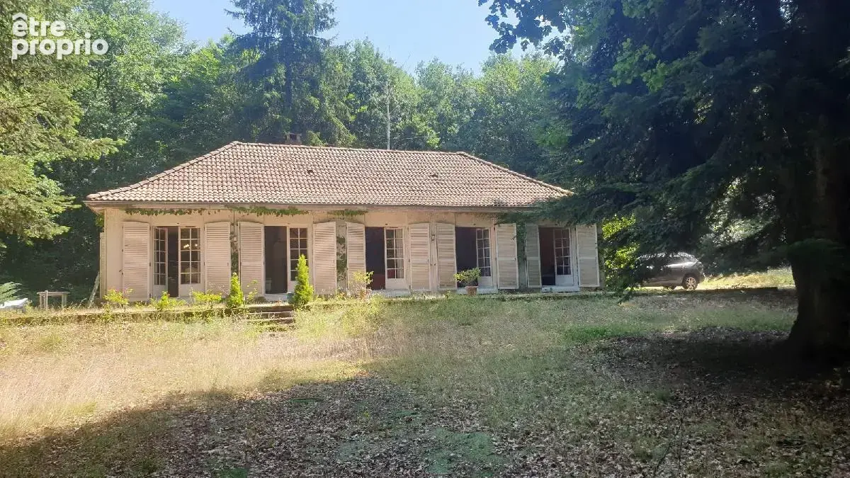 Maison à LINARDS