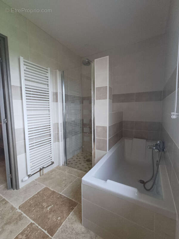 Maison à PONT-L'EVEQUE