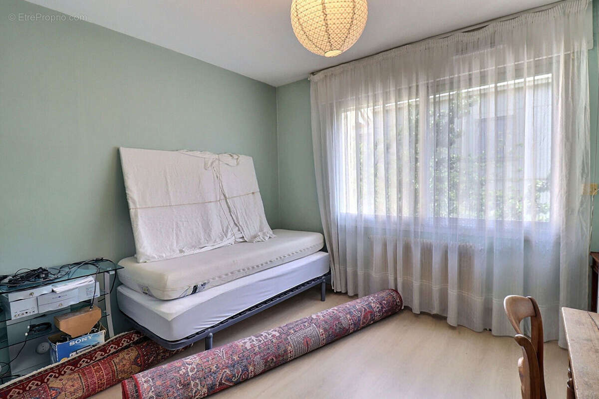 Appartement T4/T5 de 100,50 m2 - Chambéry centre avec balcon, cave et garage - photo 6