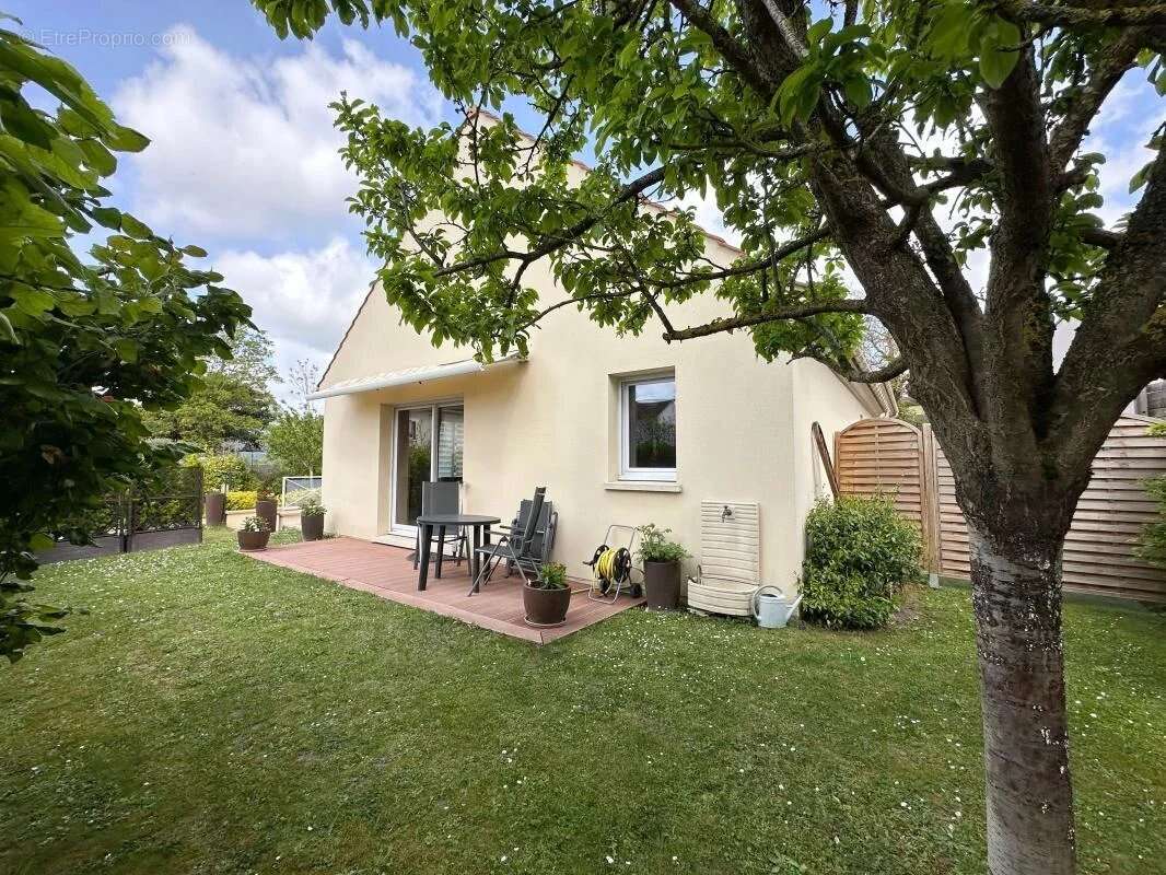 Rare et unique - Domaine de 240m2 (219 m2 carrez) - photo 14