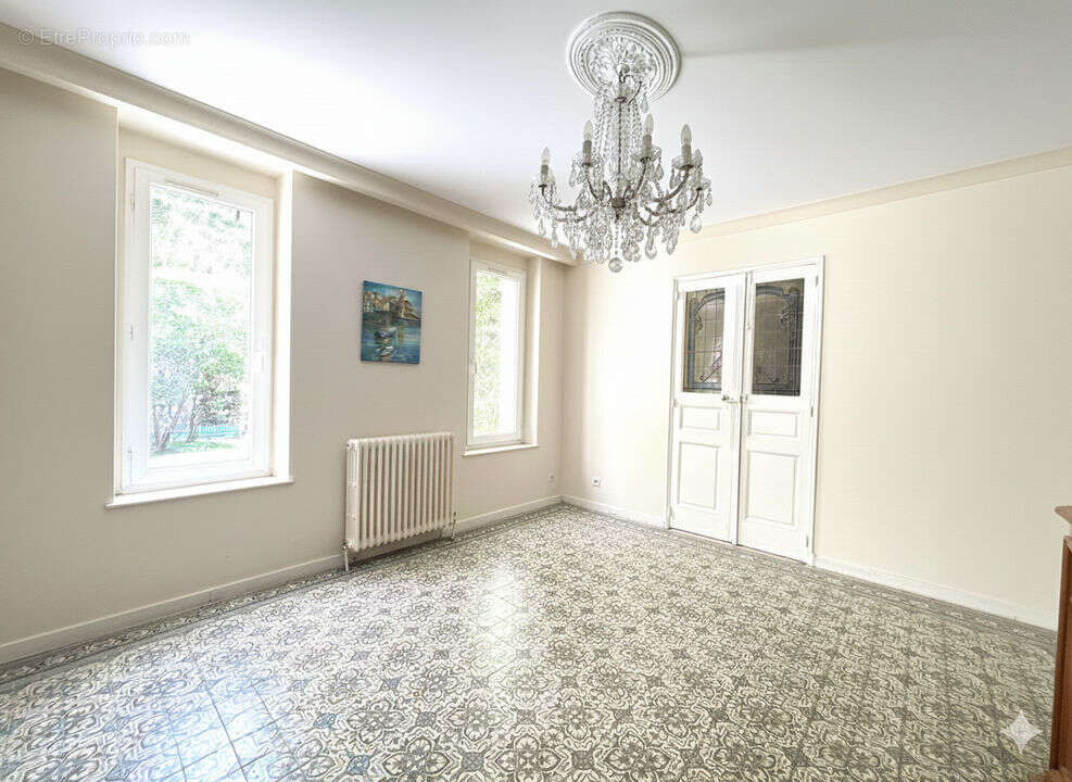 Maison à MARSEILLE-4E