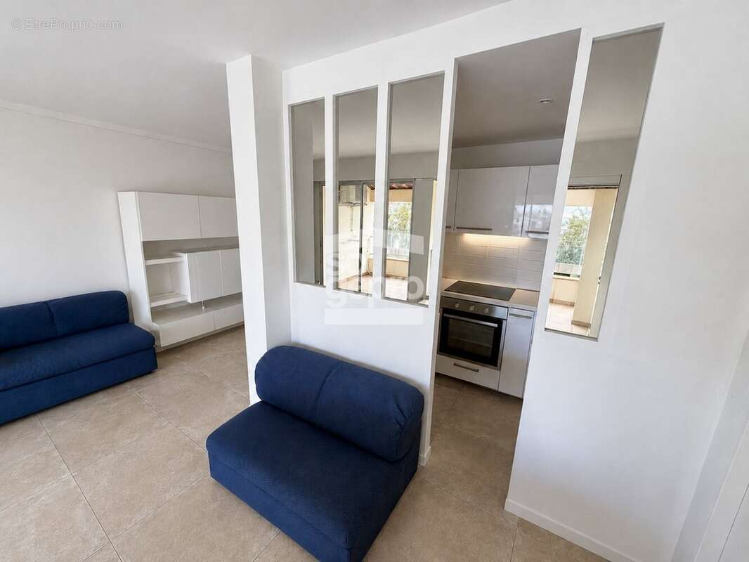 Réf : 2300 - Vente Bel Appartement 3 Pièces avec très belle vue sur le Port du Cap d'Agde ! - photo 7