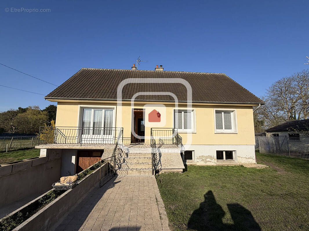 Maison à FISMES