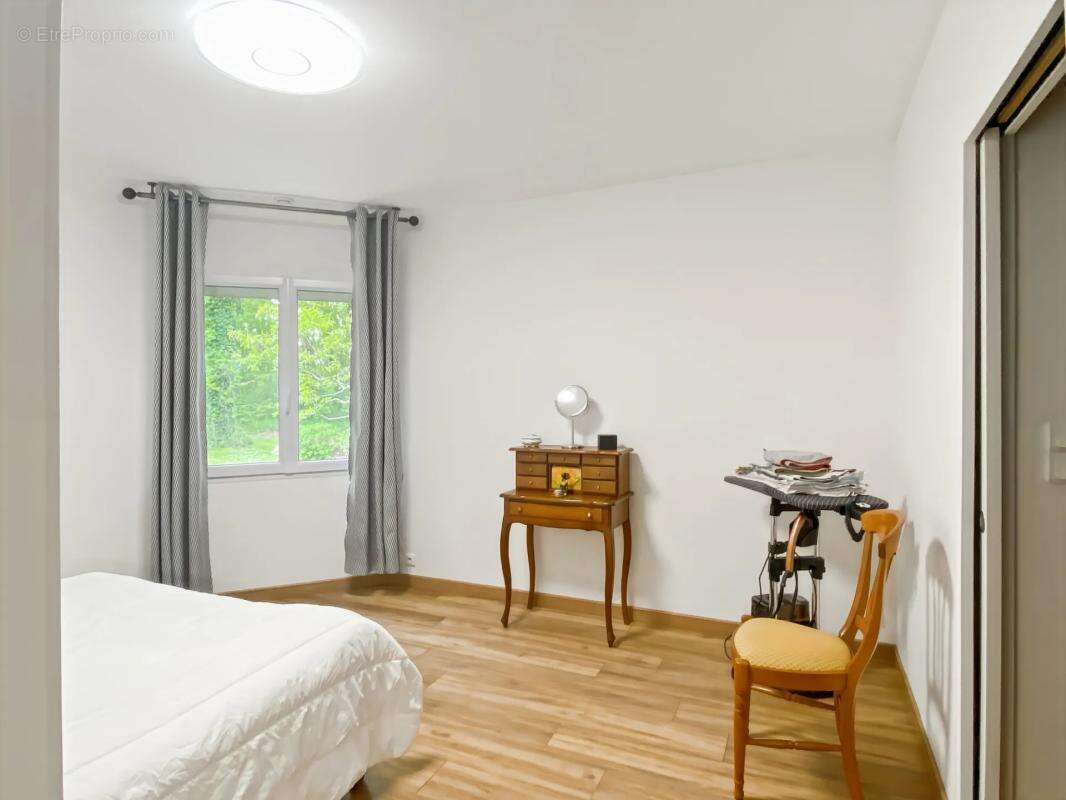 Maison à SAINT-DENIS-DE-PILE