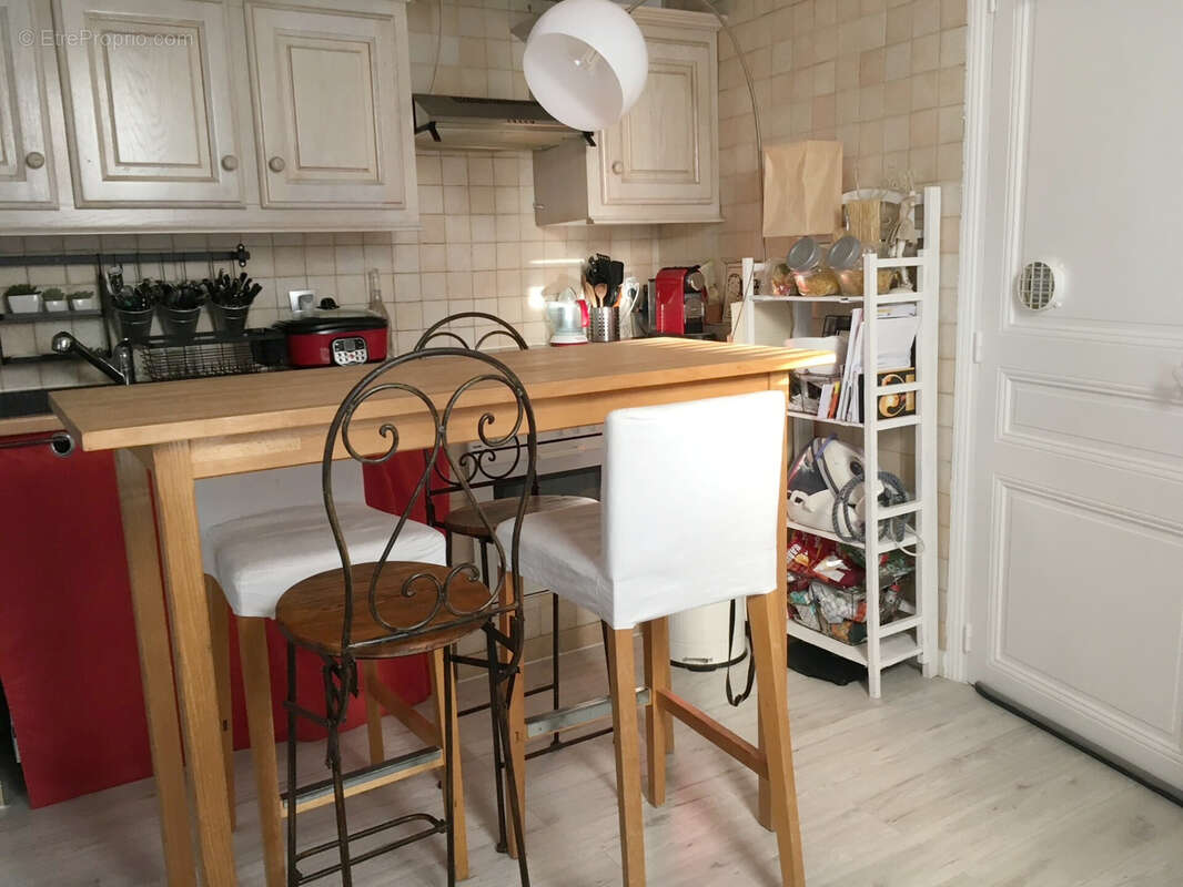 Appartement à MAUGUIO