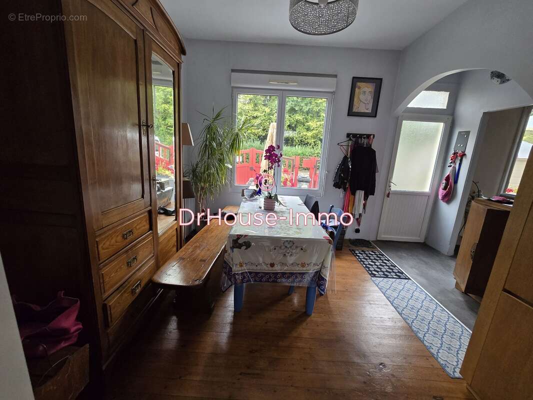 Maison à ARQUES-LA-BATAILLE