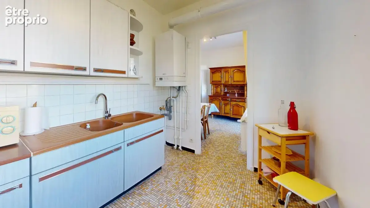 Appartement T3 de 77 m² À Vendre avec balcon, cave et box fermé inclus - photo 4