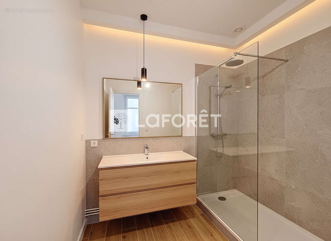 Appartement à CALUIRE-ET-CUIRE