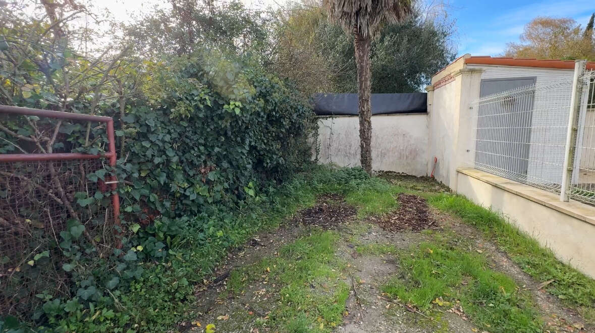 Maison à L&#039;EGUILLE