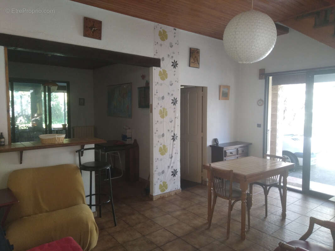 Maison à SALINDRES