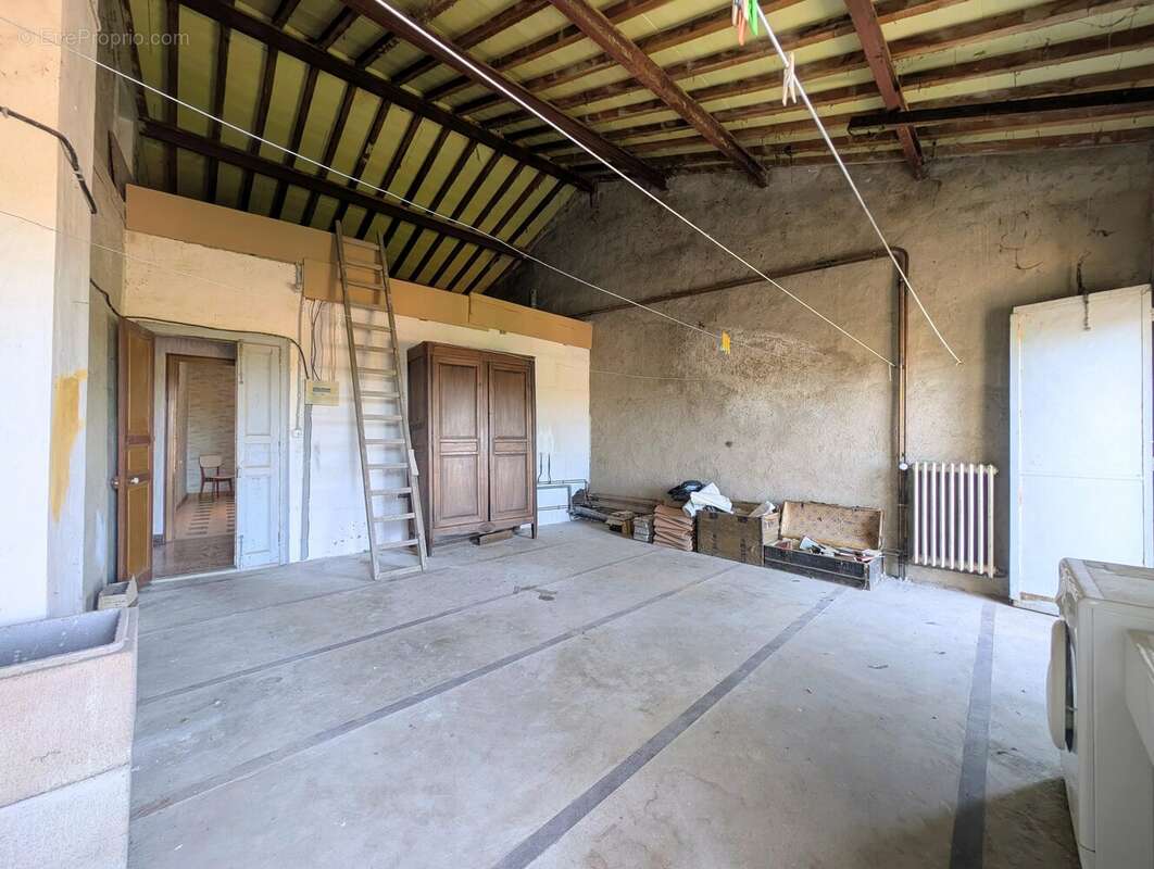 Maison de maître avec appartement indépendant – 259 m² - photo 13