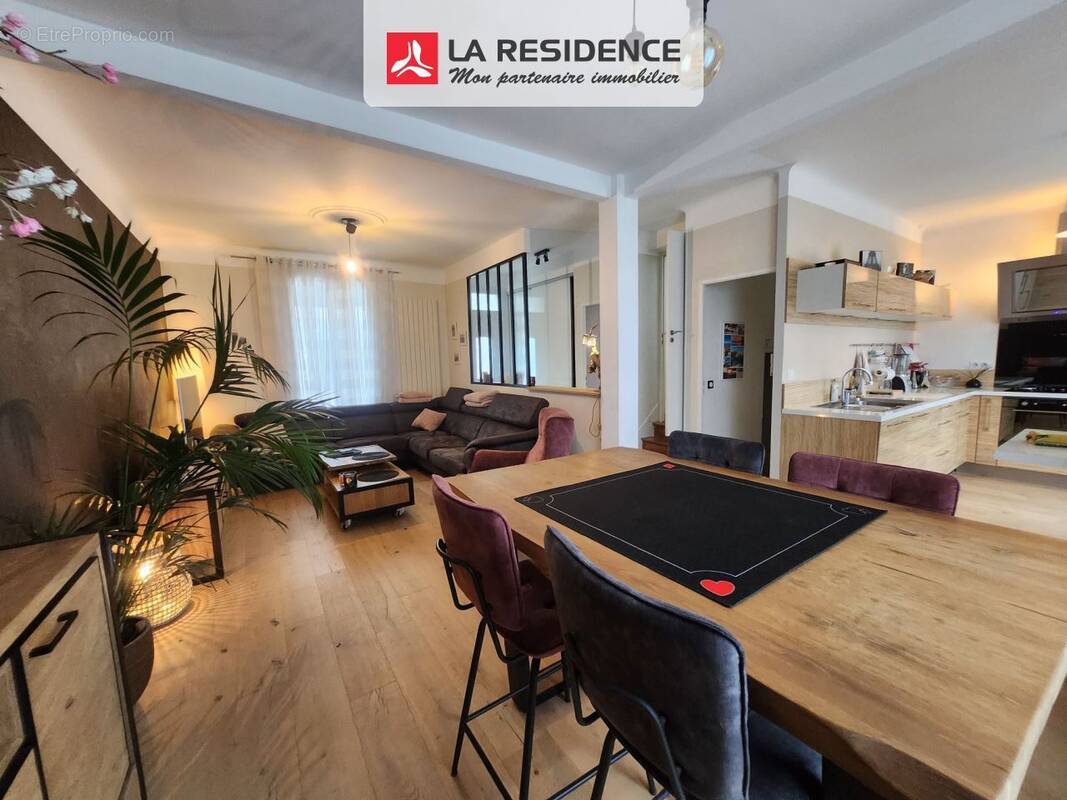 Maison à MONTIGNY-LES-CORMEILLES