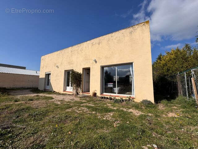 Maison à PEYROLLES-EN-PROVENCE