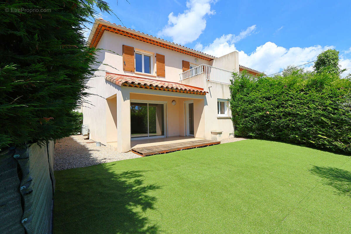 Villa récente Spéracèdes 99 m² avec jardin - photo 5