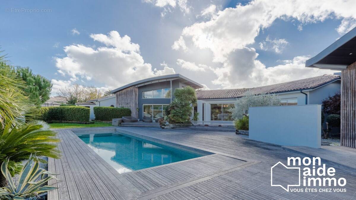 Maison à SAINT-GERMAIN-DU-PUCH