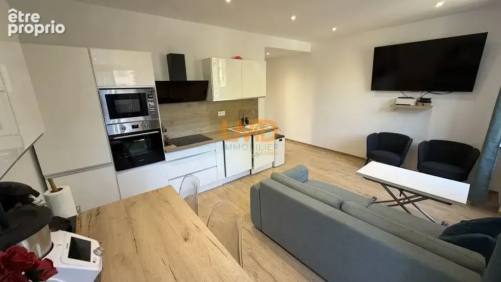 Appartement à LE MUY