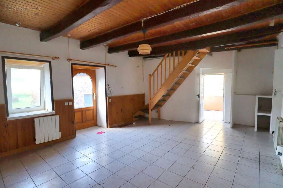Maison à CARHAIX-PLOUGUER