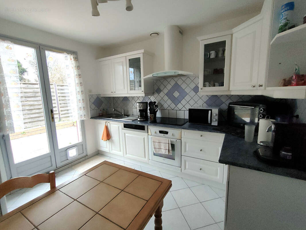 Maison à SAINT-ROMAIN-DE-COLBOSC