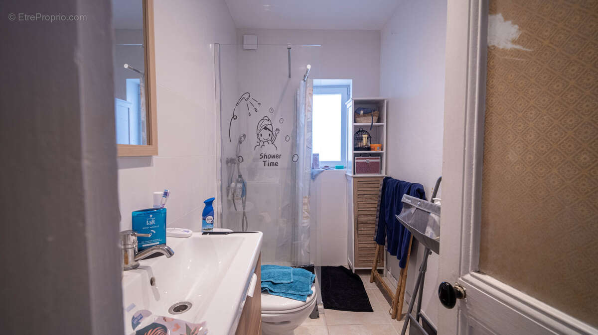 Maison à MONTELIMAR