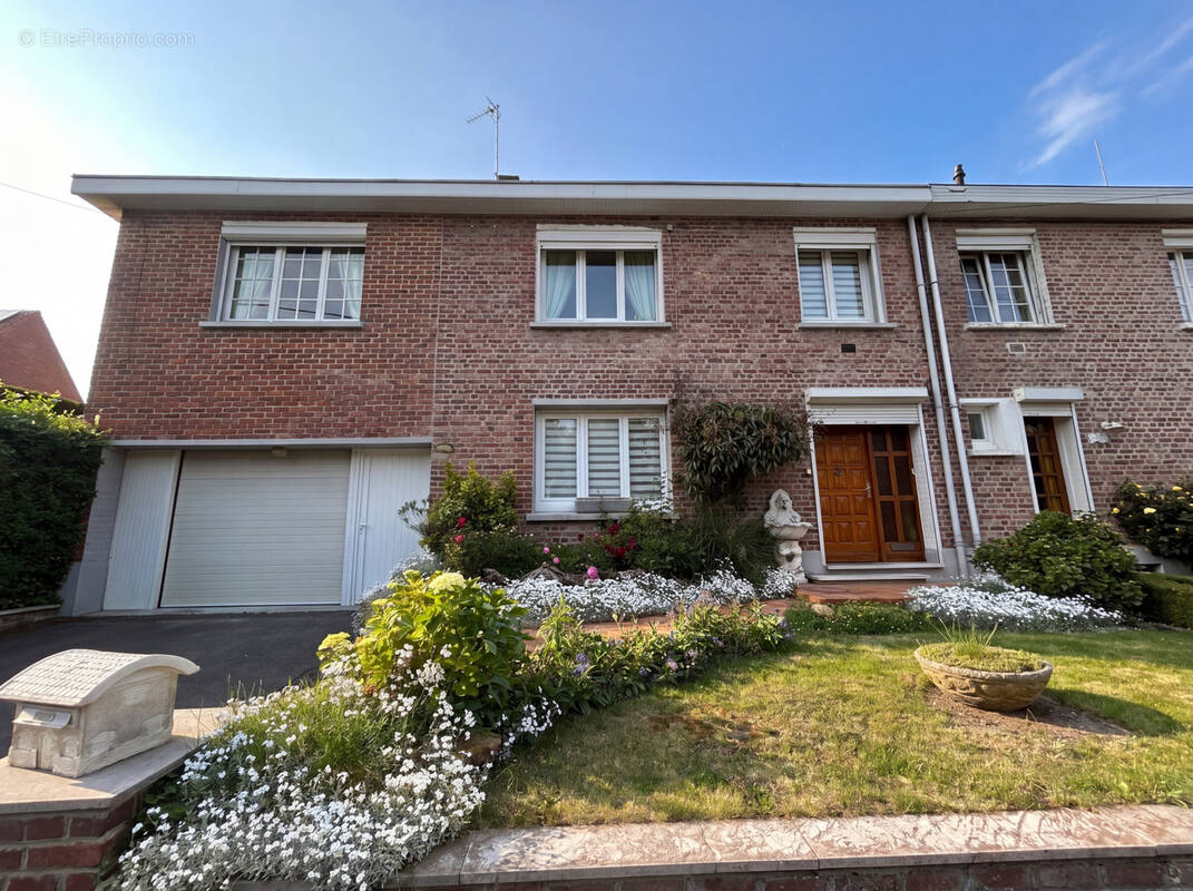 Maison à MONS-EN-PEVELE