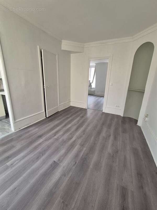 Appartement à LEVALLOIS-PERRET