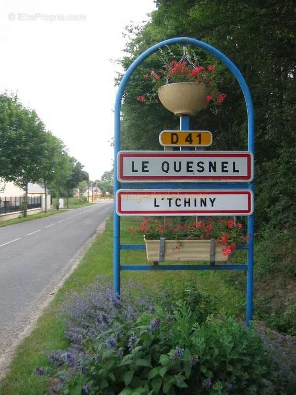 Maison à LE QUESNEL