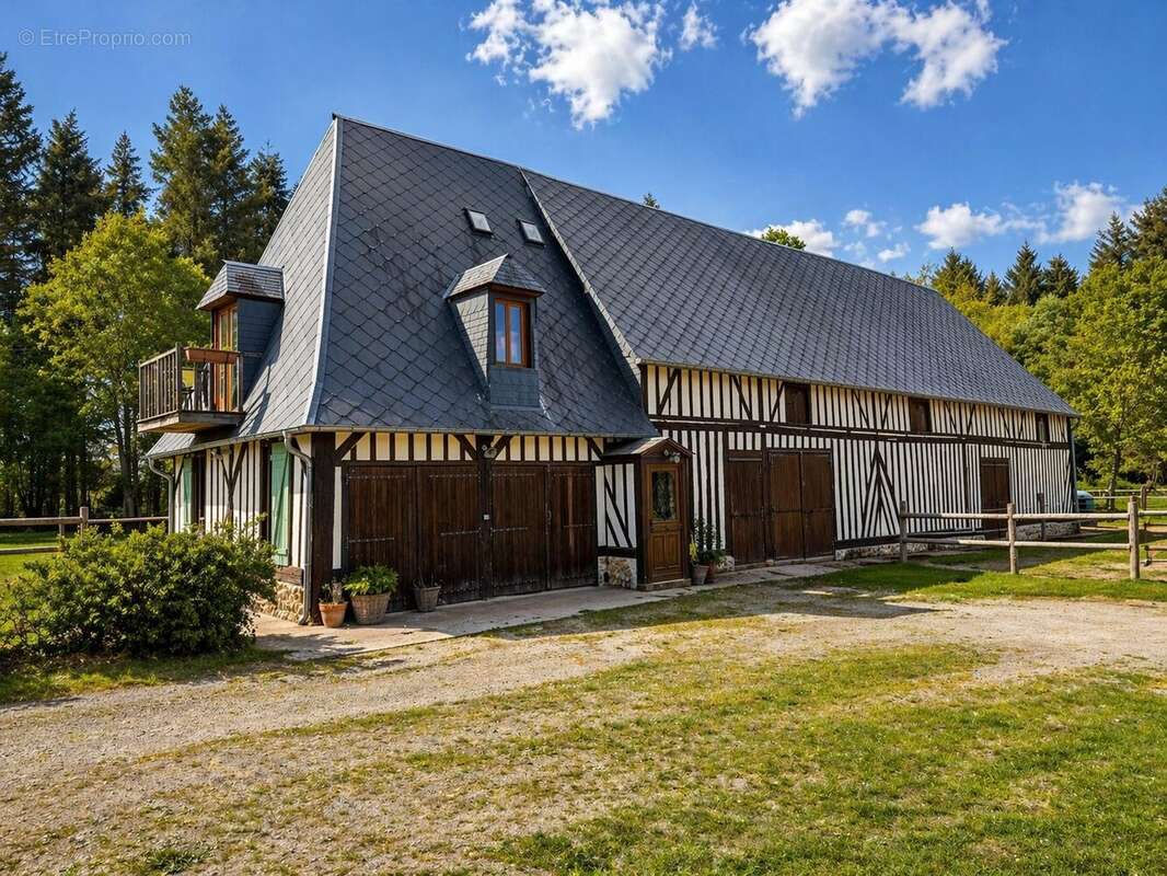 Maison à CORMEILLES