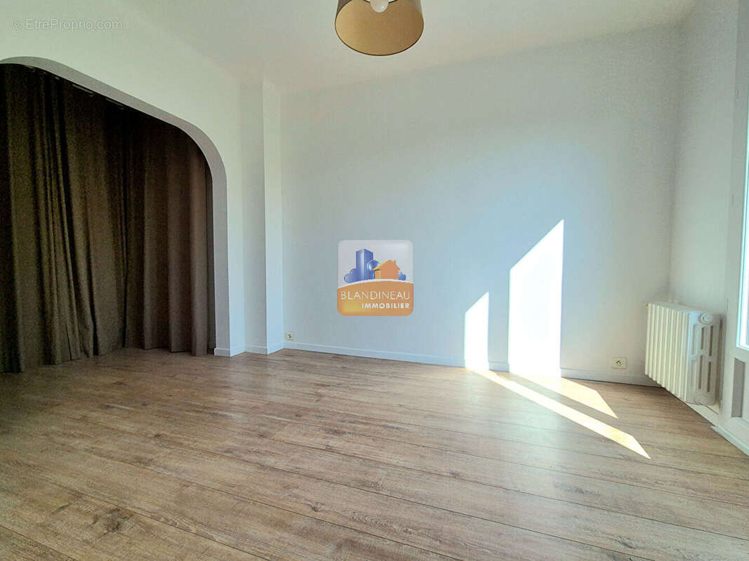 Maison à BOUGUENAIS