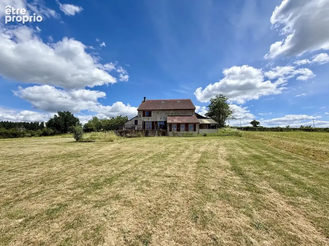 Grand ensemble, entièrement isolé avec 1,4 hectare à vendre près de Remilly - photo 63