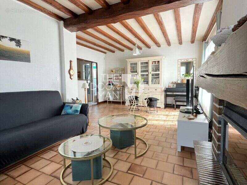 Maison à LIMOURS