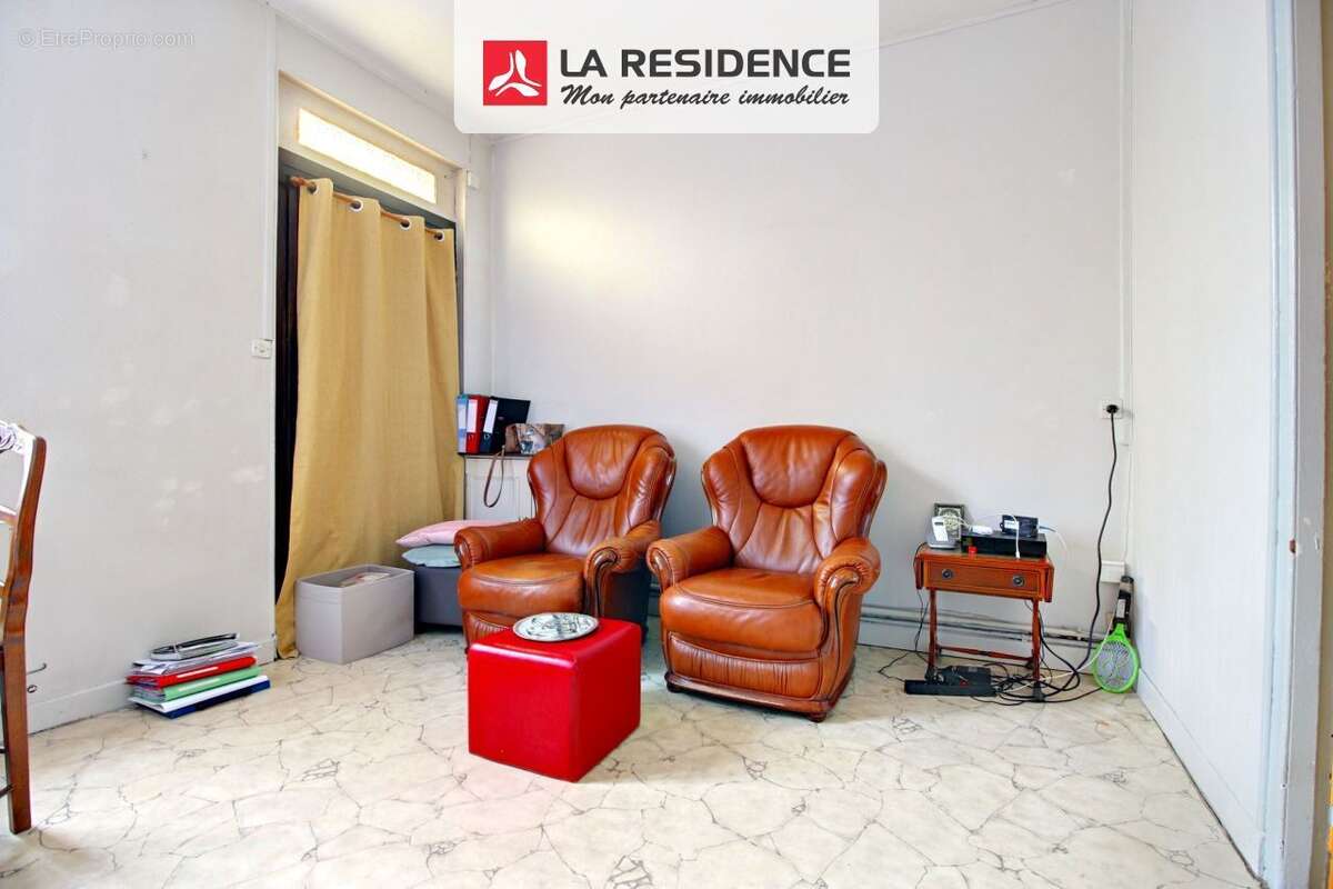 Maison à SAINT-ETIENNE-DU-ROUVRAY