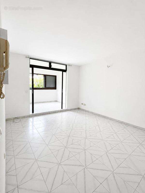 A vendre : appartement t3 cluny fort de france (97200) - photo 2