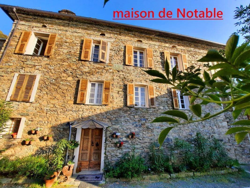 Maison à CASTELLO-DI-ROSTINO