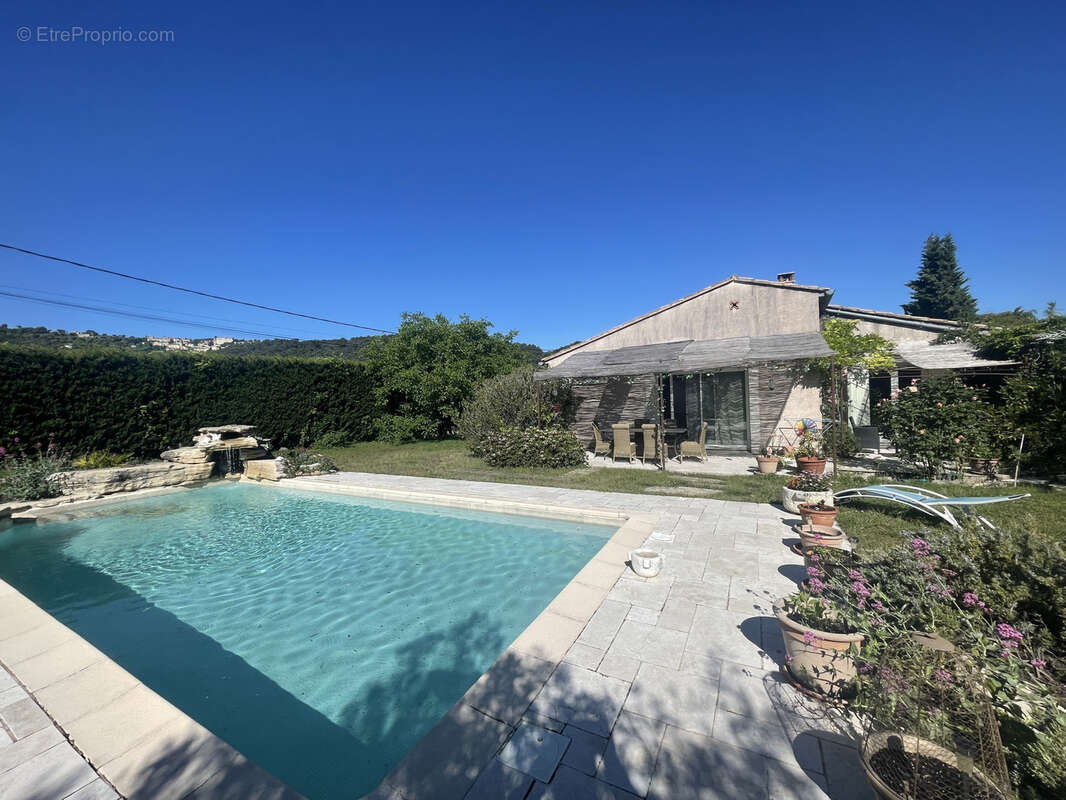 Maison à VAISON-LA-ROMAINE